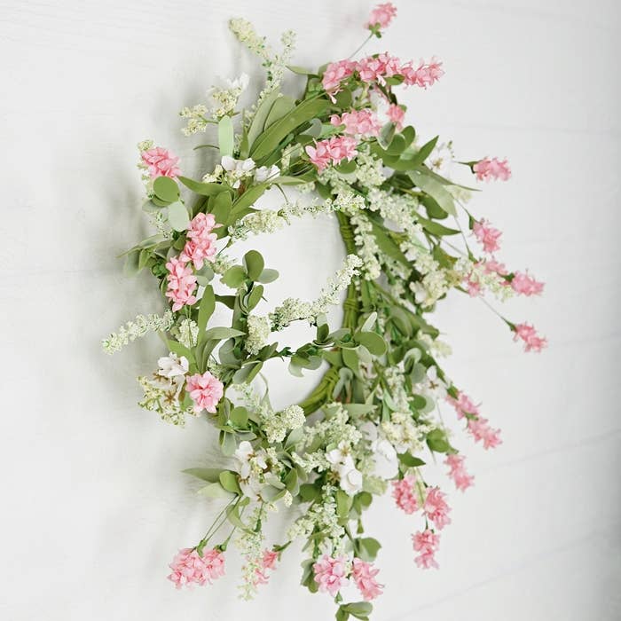 30960- 22in Wreath-Pink and Cream mixed mountain flowers-