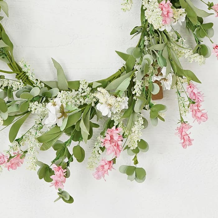 30960- 22in Wreath-Pink and Cream mixed mountain flowers-